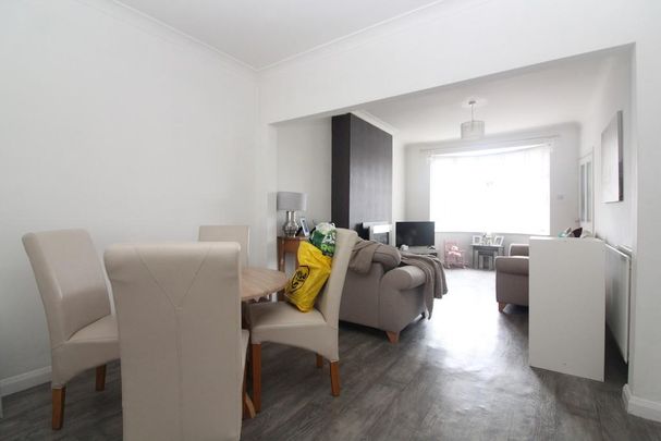 2 bedroom terraced house to rent - Photo 1