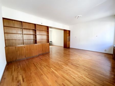 GROßZÜGIGE 2-ZIMMER WOHNUNG IN KREFELDER INNENSTADT ZU MIETEN! - Photo 4