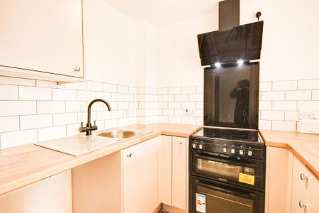 1 bedroom flat to rent - Photo 3