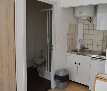 Location Appartement 1 pièce 22m² - Photo 4