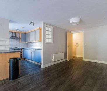 Fitzhammon Embankment, Riverside, Cardiff, CF11 - Photo 3