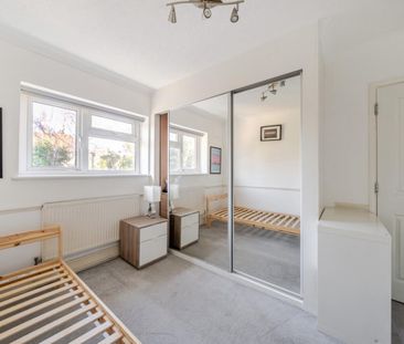 3 bedroom House To Let Total Size: 872 SQ FT - Photo 4