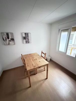 Carrer de Llançà, L'Hospitalet de Llobregat, Catalonia 08904 - Photo 1