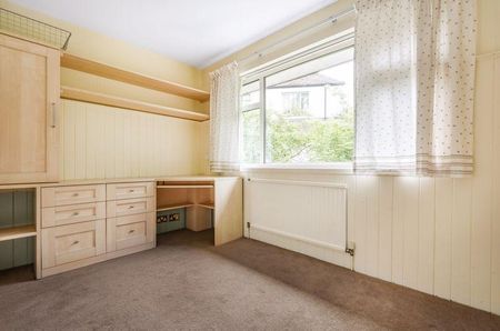 5 bedroom detached house to rent - Photo 4