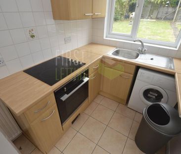 3 bedroom semi-detached house to rent - Photo 1
