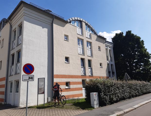 - 1 - Raumwohnung mit Balkon in Radebeul - Foto 1