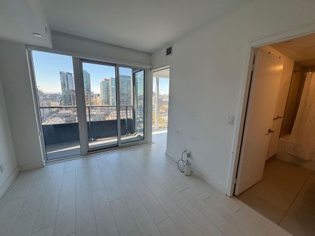 For Lease - 19 Western Battery Road Unit# 1611, Toronto, Ontario - Photo 2