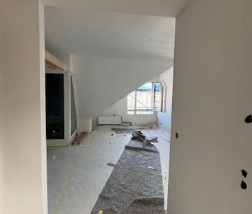 ERSTBEZUG!!! Helle 2-Zimmer DG-Wohnung mit Loggia in Winterhude - Foto 5