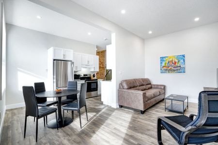 For Lease - 537 Talbot Street Unit# 4, St. Thomas, Ontario - Photo 4