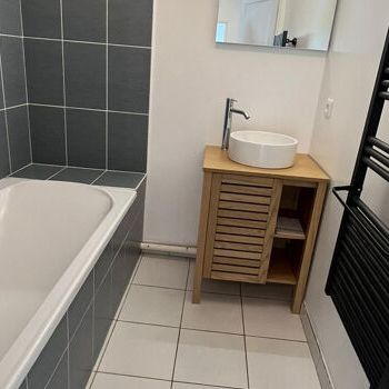 Appartement 2 pièces 55m2 REIMS 720 euros - Photo 1