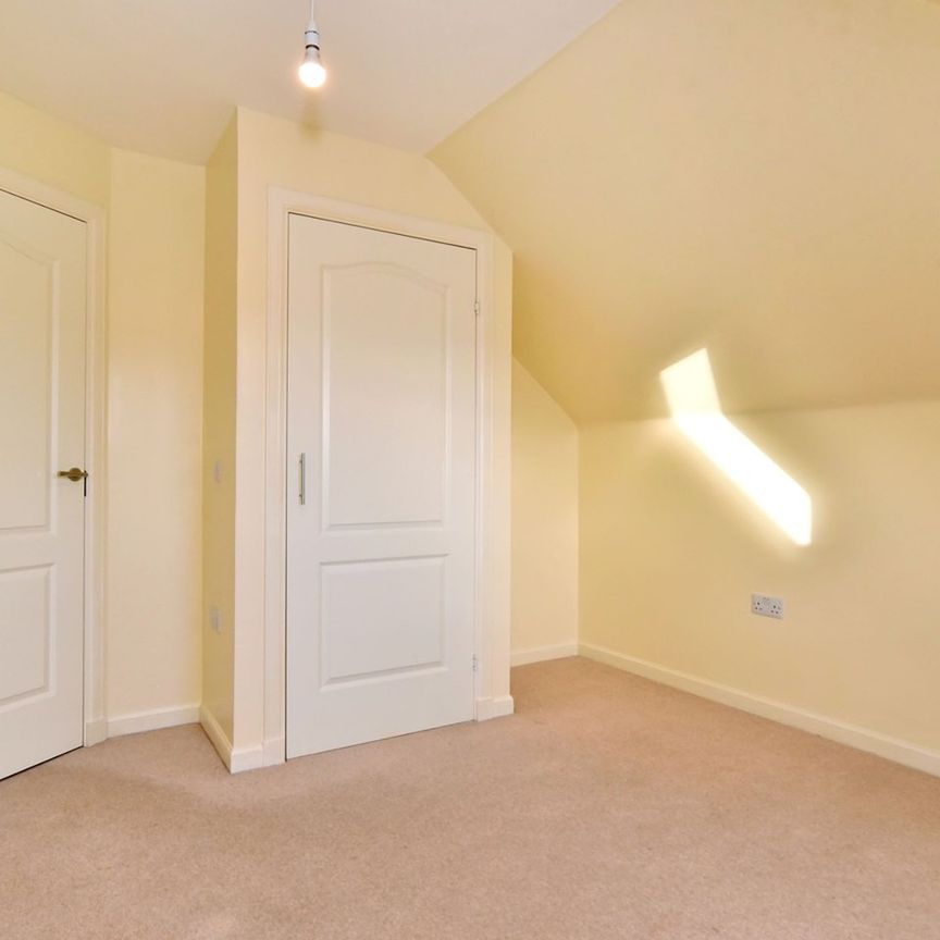 2 Bed Flat, Middlefield Place, AB24 - Photo 1