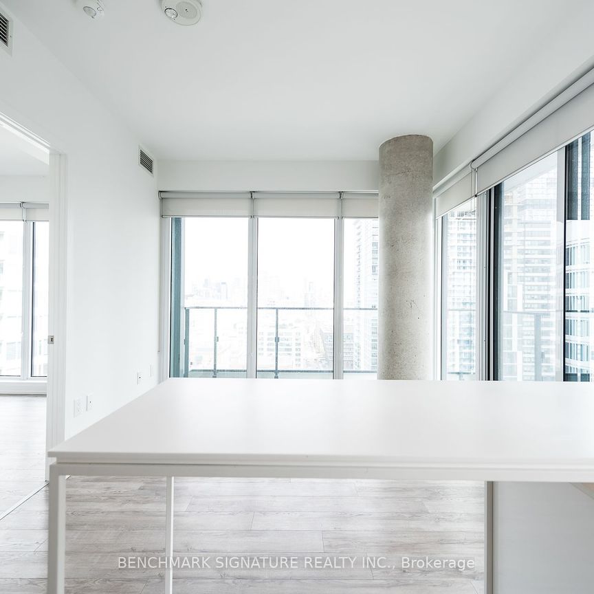 88 North Condos and Lofts 77 , #2810 - Photo 1