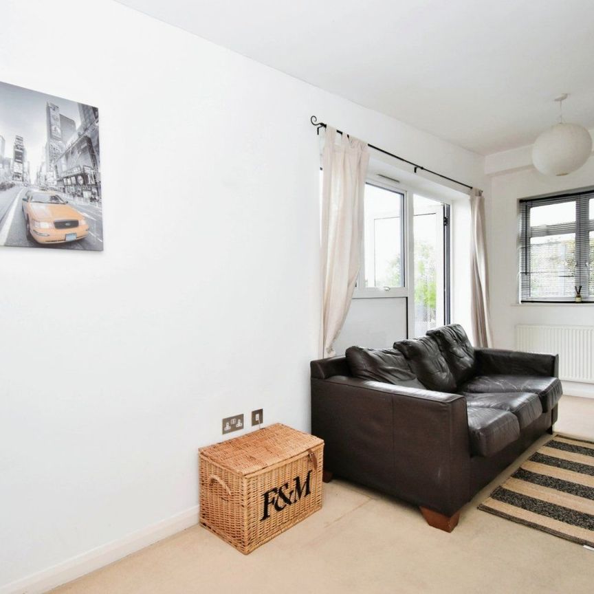 Clipper Way, London, SE13 - Photo 1