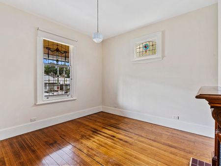 36 Lochner Street West Hobart TAS 7000 Australia - Photo 5