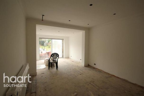 4 bedroom detached house to rent - Photo 1