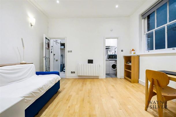 Studio to rent - Photo 1