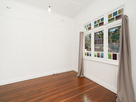 1/587 Glebe Road, Adamstown NSW 2289 - House For Rent | Domain - Photo 5