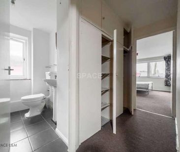 Alpha House Flats, Kendrick Road, Reading, Berkshire, RG1 - Photo 2