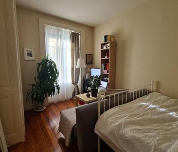 Charmant 2 pièces disponible jusqu'au 31.10.2026 - Foto 2