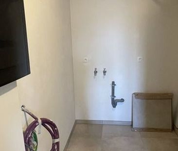 Appartement te huur in Kortrijk voor € 995 met 2 slaapkamers - Photo 4