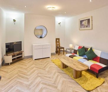 1 Bed Flat, Mansfield Road, NG1 - Photo 3