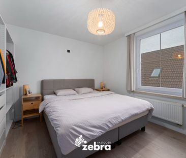 Energiezuinig 2 slaapkamer appartement met ruim terras te Ledegem! - Photo 2