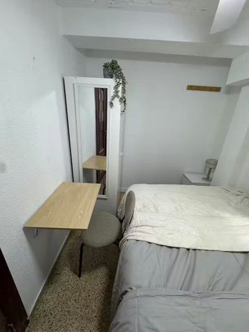 Avinguda dAusiàs March, Alaquàs, Valencian Community 46970 - Photo 4