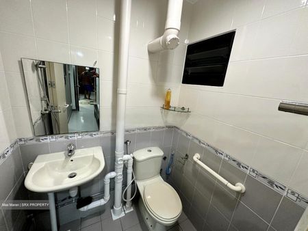 Blk 219 Ang Mo Kio Grove (Ang Mo Kio), HDB 3 Rooms - For Rent - Photo 2