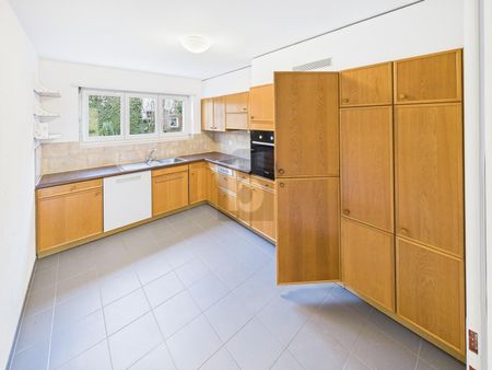 QUIET WITH TOP VIEW - Photo 3