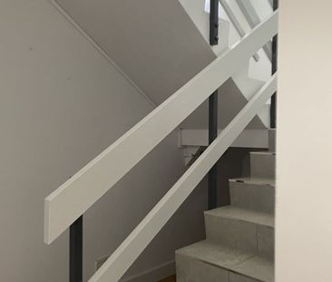 DELIGHTFUL FAMILY HOME - Photo 5