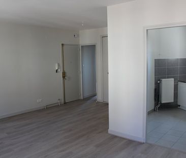 Location Appartement 3 pièces 64m² MOISSAC 82200 - Photo 4