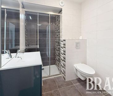 Location Appartement 2 pièces 46m² LES SABLES D OLONNE 85100 - Photo 5