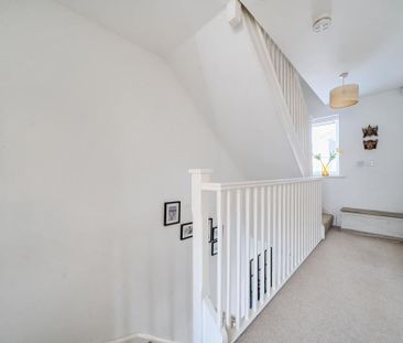 4 bedroom terraced house to rent - Photo 2