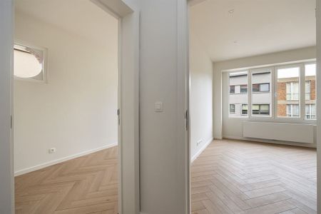 gerenoveerd appartement met zonnig terras - Photo 3