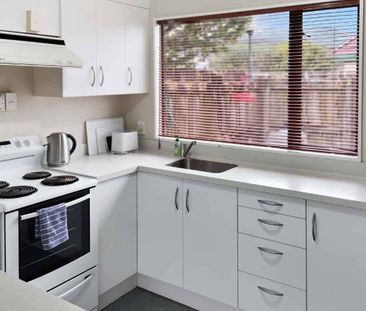 2 Bedroom in Avalon - Photo 3