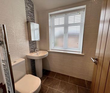 3 bedroom semi-detached house to rent - Photo 5