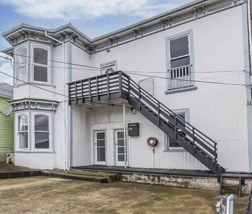 Welcome to 2/60 Wilson Street in Newtown. - Photo 3