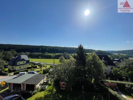 Günstige Single-Wohnung in Randlage von Grünhain zu vermieten - EBK möglich - Foto 3