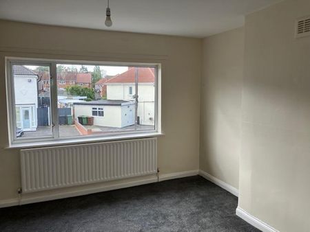 3 bedroom terraced house to rent - Photo 2