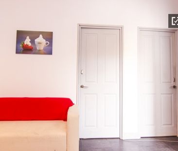 valencia, Valencian Community 46004 - Photo 2