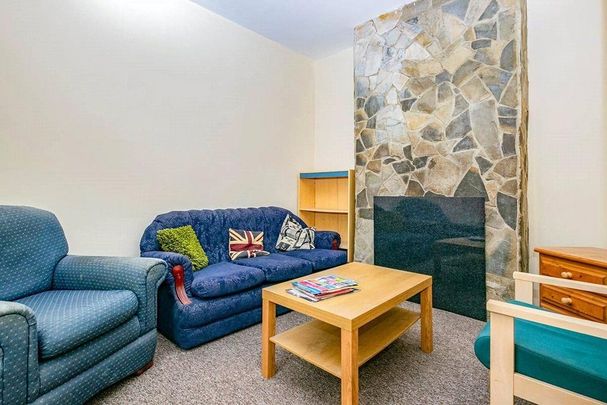 4 bedroom house to rent - Photo 1