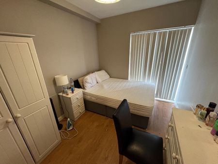 Apt 4, Ivy House, 1 Walnut Street, Belfast BT7 1FB - Photo 2