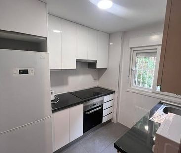 Calle Paredes de Nava, Madrid, Community of Madrid 28017 - Photo 5