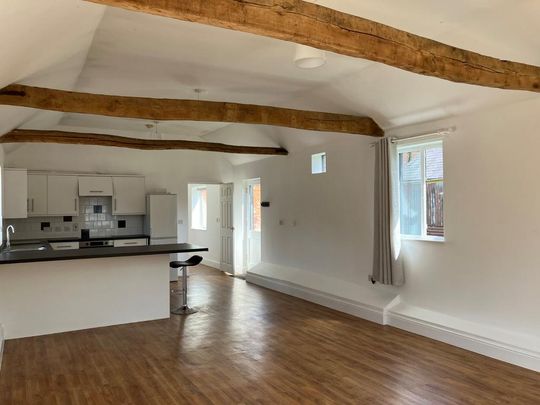 2 bedroom bungalow to rent - Photo 1