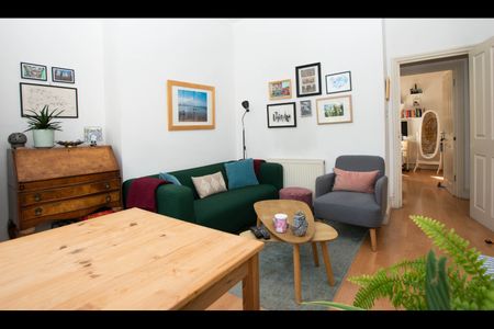 2 Bed Flat, Musgrove Road, SE14 - Photo 2