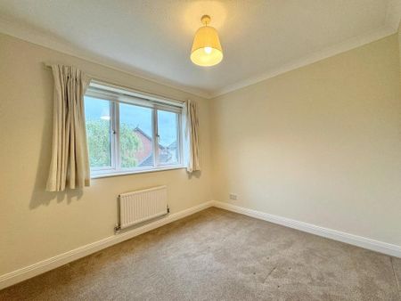 4 bedroom detached house to rent - Photo 5