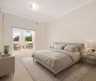 Light-Filled Four-Bedroom Residence in Landmark ‘Bellevue Gardens’ | Unfurnished - Photo 5