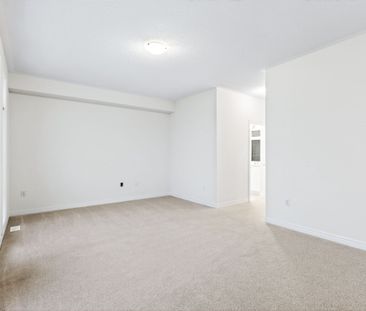 For Lease - 3217 Sixth Line Unit# Unit 1, Oakville, Ontario - Photo 4