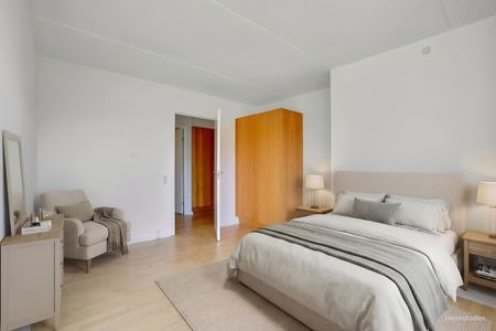 Lejlighed med privat terasse. - Photo 3