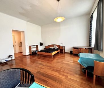 Komfortables Wohnen mit Geschichte – 1-Zimmer-Wohnung in Linz Urfahr - Photo 3